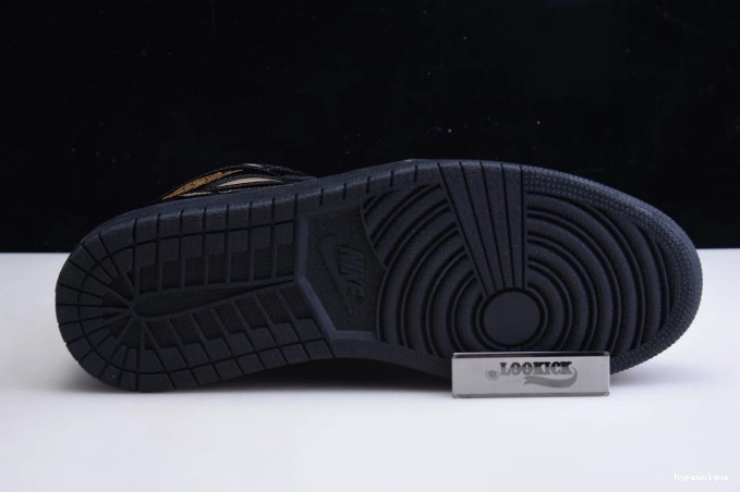 HYPE JORDAN GOLD 1 METALLIC 555088-032 RETRO AIR (2020) BLACK HIGH 0818